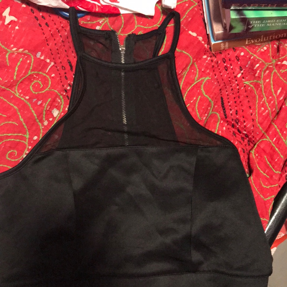 Black crop top